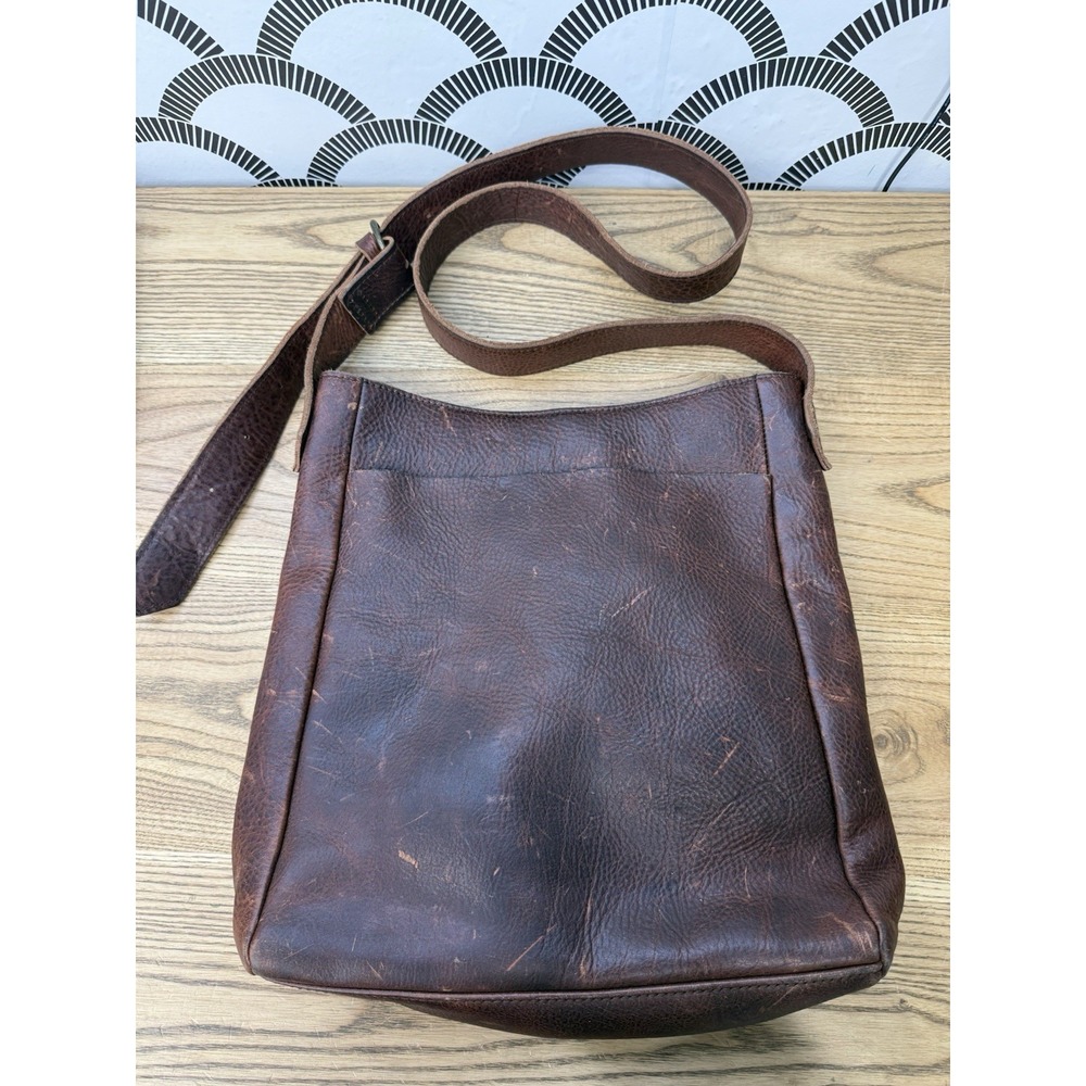 Duluth Trading Co Lifetime Leather Crossbody Bag Purse Brown Pebbled Leather